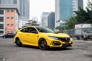 Honda Civic Type R costs more than 4 billion VND only in Vietnam 0