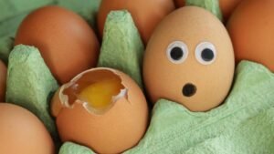 Russia experiences egg price `inflation`, the US is at risk of following 3