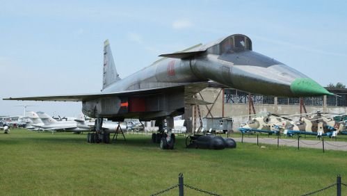 Sukhoi T-4 - bomber with 600 Soviet patents 0