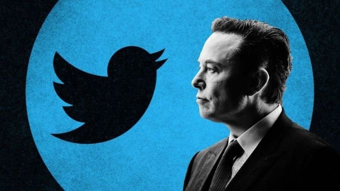 What did Elon Musk do after becoming the boss of Twitter? 3